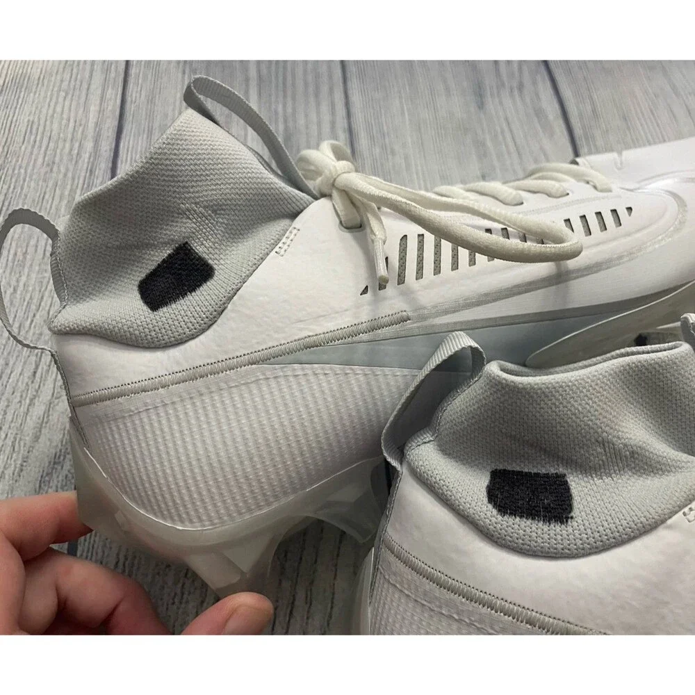 White Nike Vapor Edge Pro Men’s Football Cleats Shoes, Size Adult 8.5